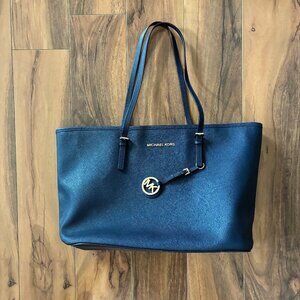 Michael Kors Navy Blue Leather Purse / Tote– Elegant & Timeless